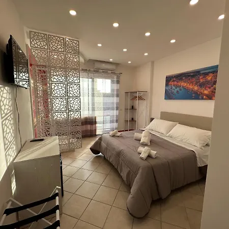 B&B Off Rooms And Relax Naples Exterior photo