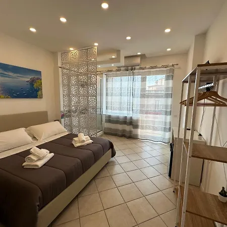 B&B Off Rooms And Relax Naples Exterior photo